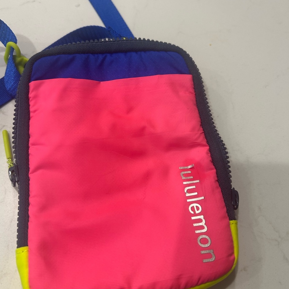 Lululemon Athletica Blue Bag with Vibrant Yellow Interior